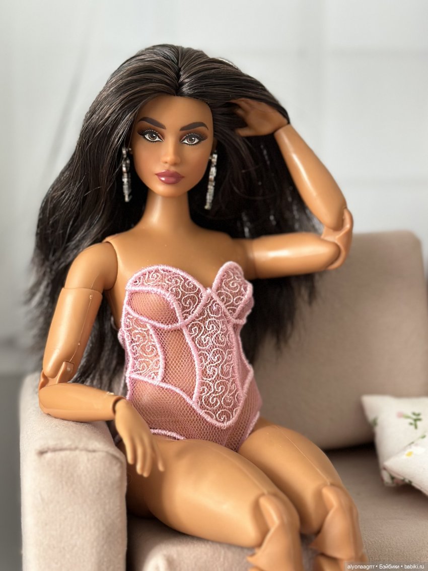 Аделина дурачится — Куклы Barbie (Барби): Looks (фото 4)