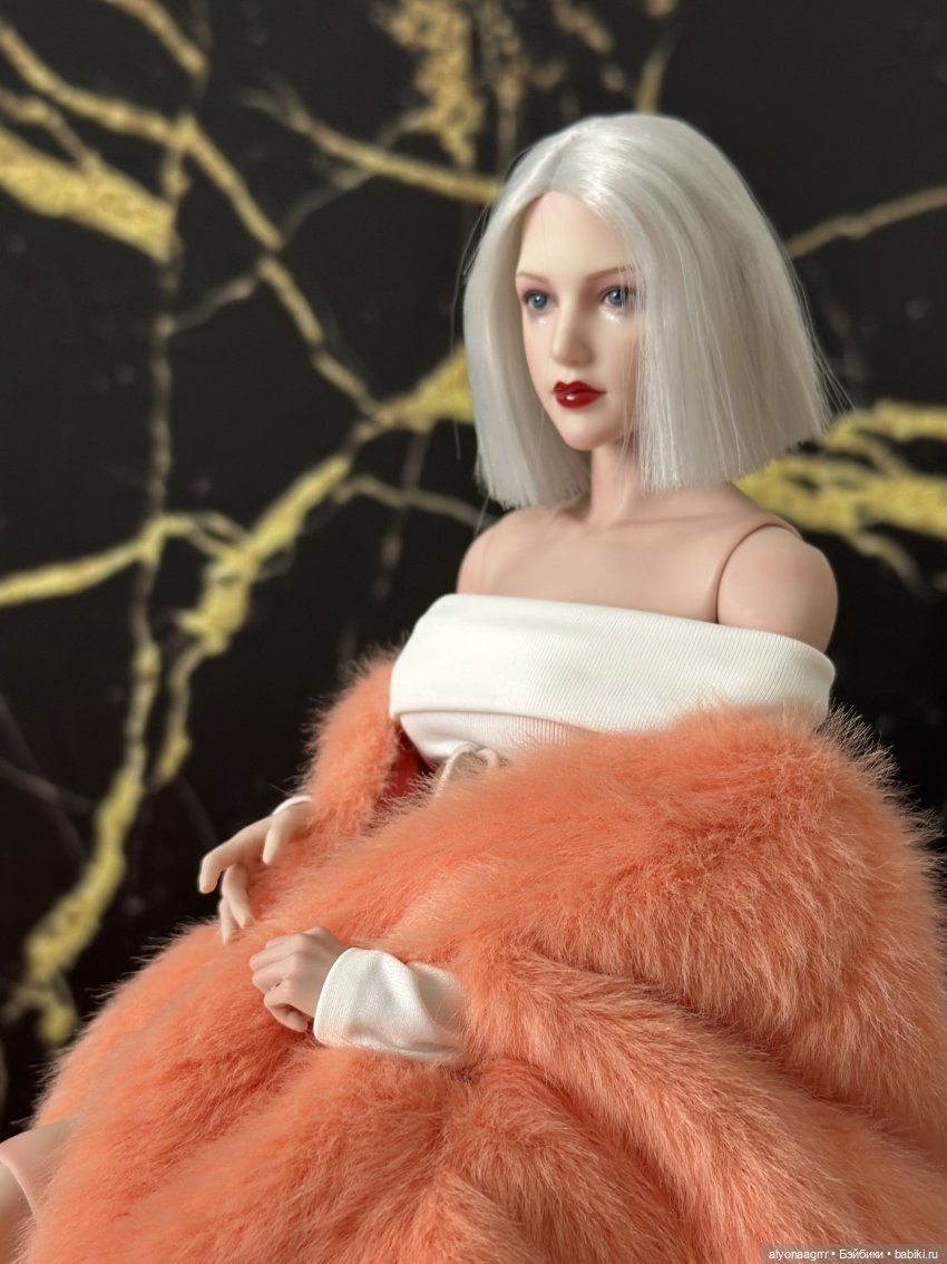 В чёрном и белом. Часть экшенская