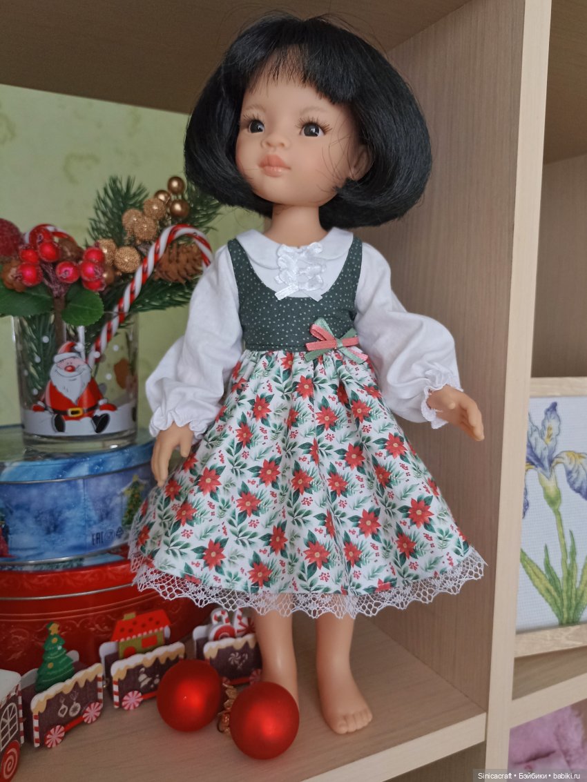 Платье для куклы Паола Рейна