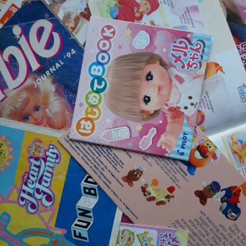 На дне кукольной коробки