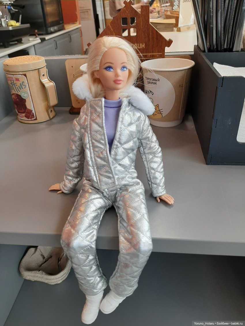 Путешествие в сюрреализм — Куклы Barbie (Барби): Looks