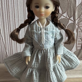 Скромница Джейн Ruby Red