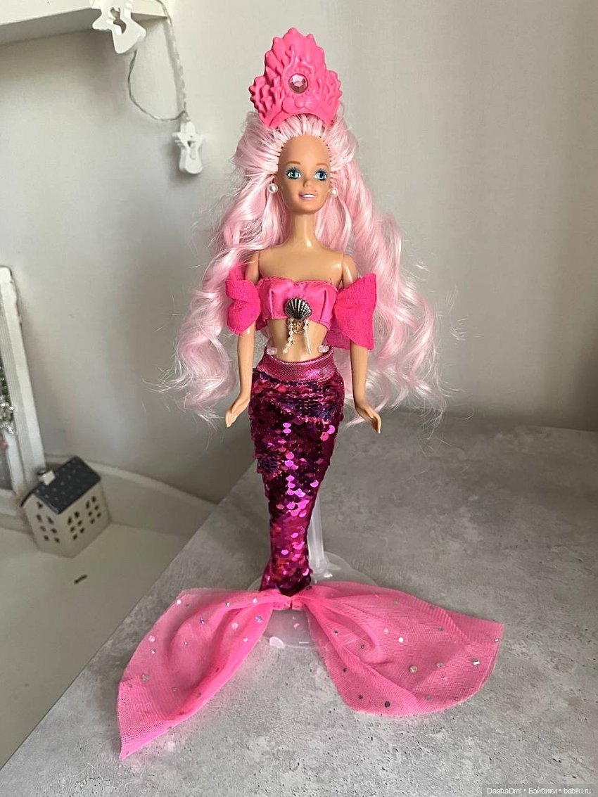 Преображение Барби-русалки из 90х (фото 9)