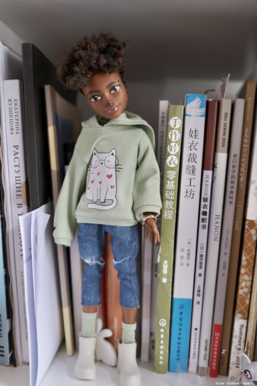 Неформатный Кусь, или первая кукла 2025 года (фото 2)