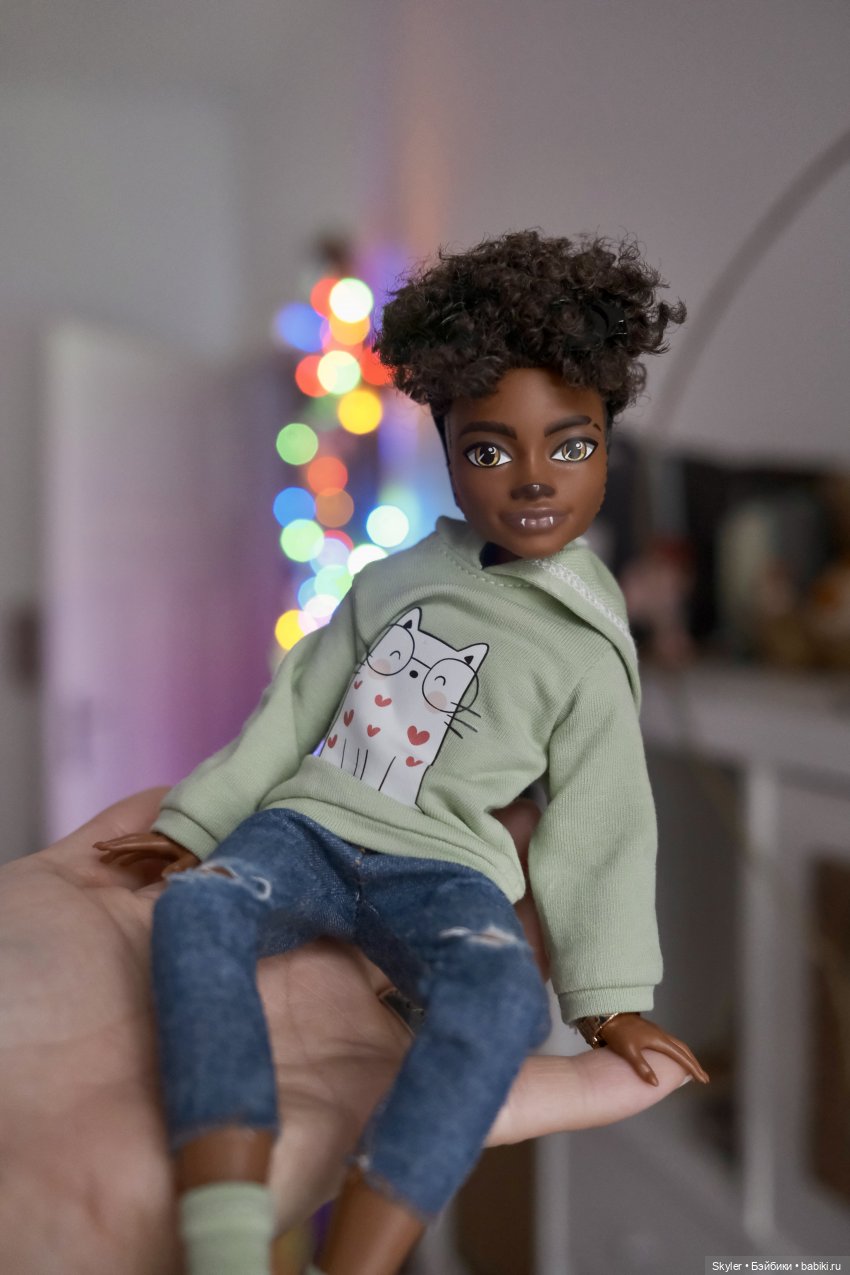 Неформатный Кусь, или первая кукла 2025 года (фото 4)