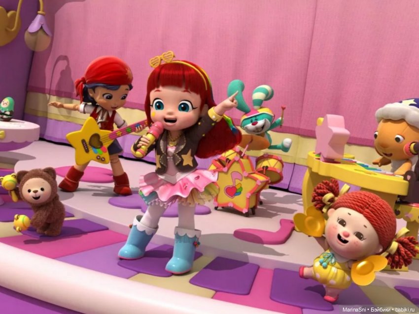 Rainbow Ruby - обзор куклы (фото 4)