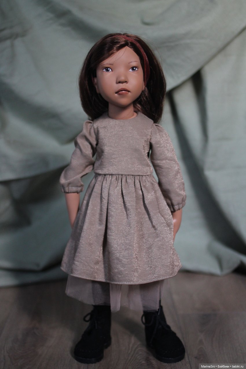 Одно платье и три разных образа или хвала манишкам