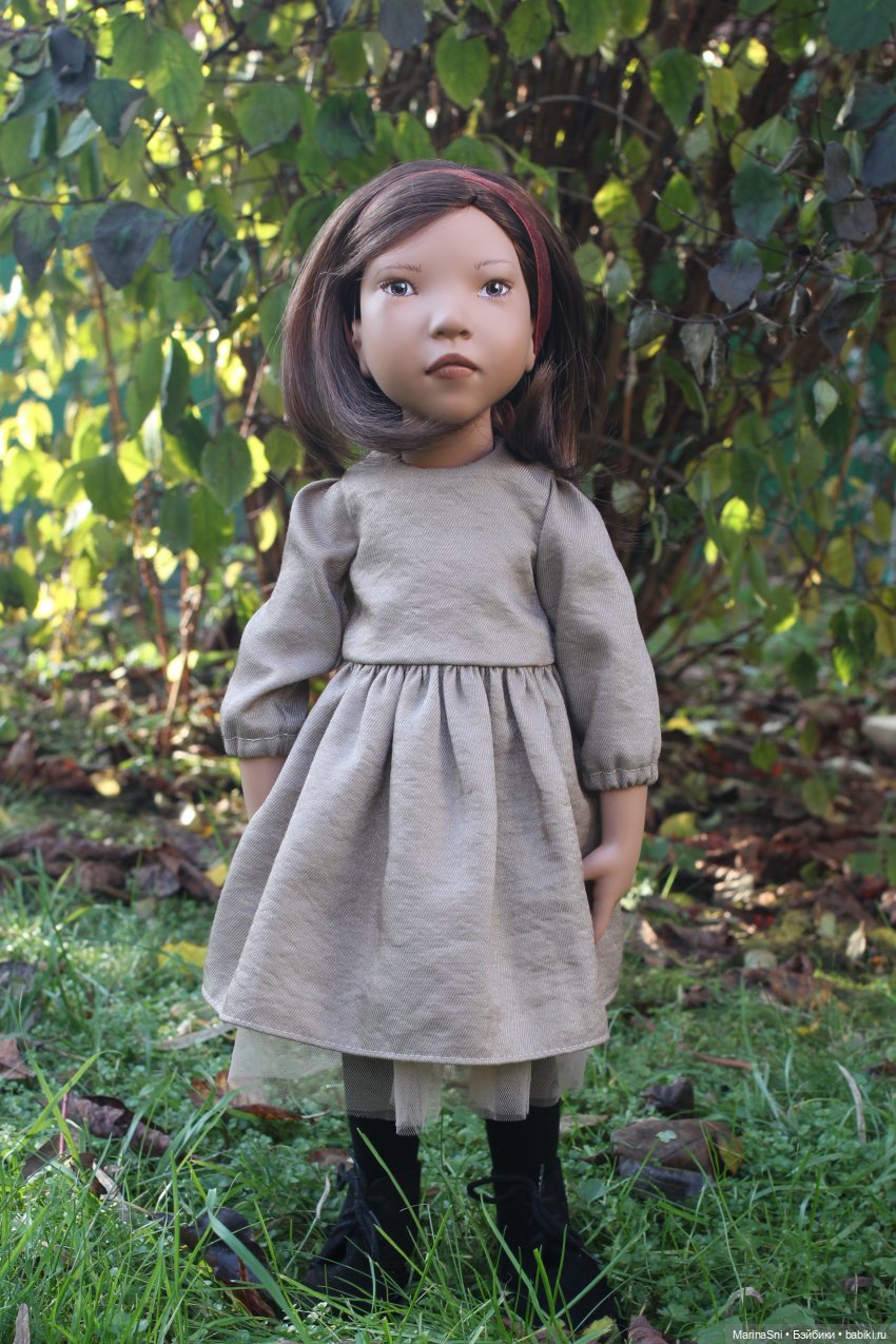 Одно платье и три разных образа или хвала манишкам