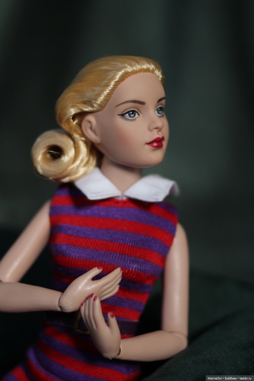 Маленькая блондинка Китти (фото 4)