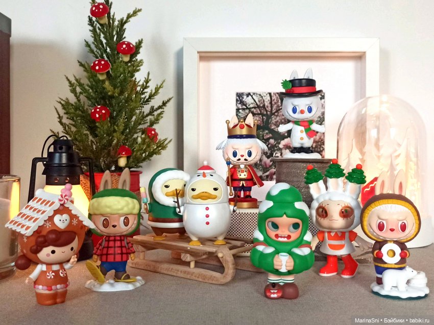 Новогодняя подборка фигурок Pop Mart (фото 2)