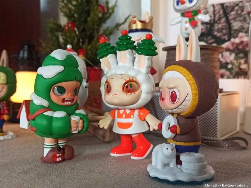 Новогодняя подборка фигурок Pop Mart (фото 10)