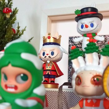 Новогодняя подборка фигурок Pop Mart