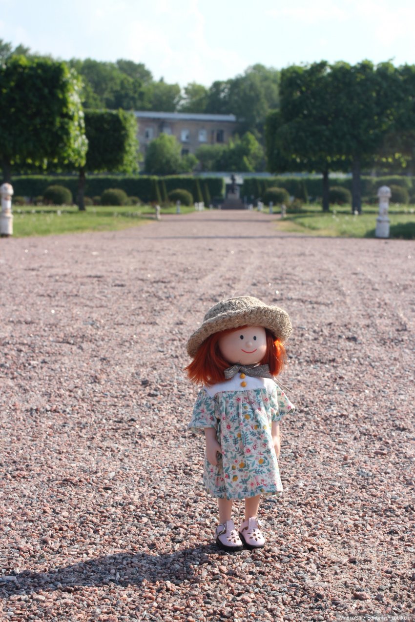 Мадлен и её поездка в Питер