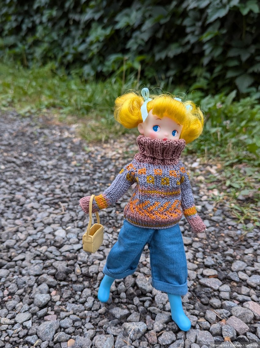 Жёлтые хвостики Hachi — Азиатские виниловые куклы (разное): Китай