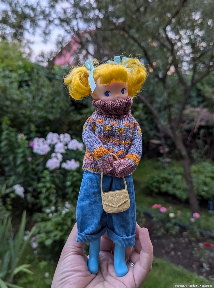 Жёлтые хвостики Hachi — Азиатские виниловые куклы (разное): Китай