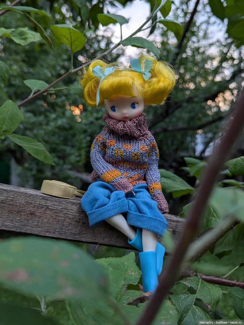 Жёлтые хвостики Hachi — Азиатские виниловые куклы (разное): Китай