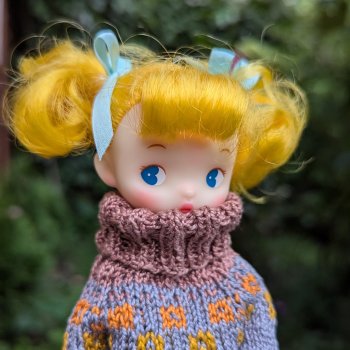 Жёлтые хвостики Hachi