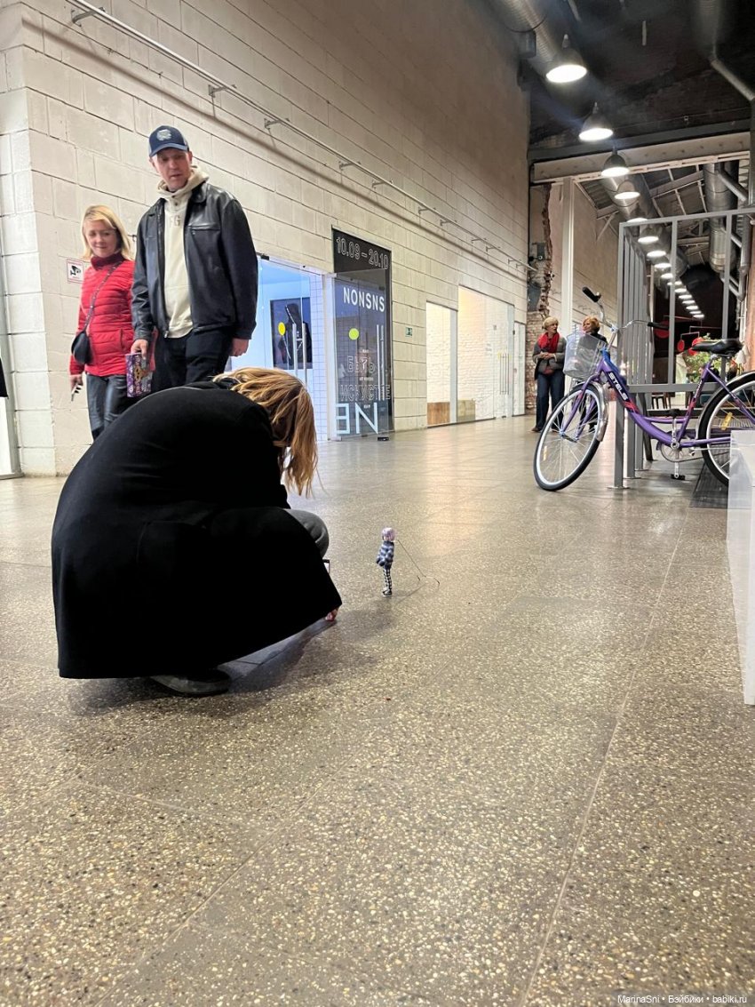 Первая прогулка Мии — Азиатские виниловые куклы (разное): Китай