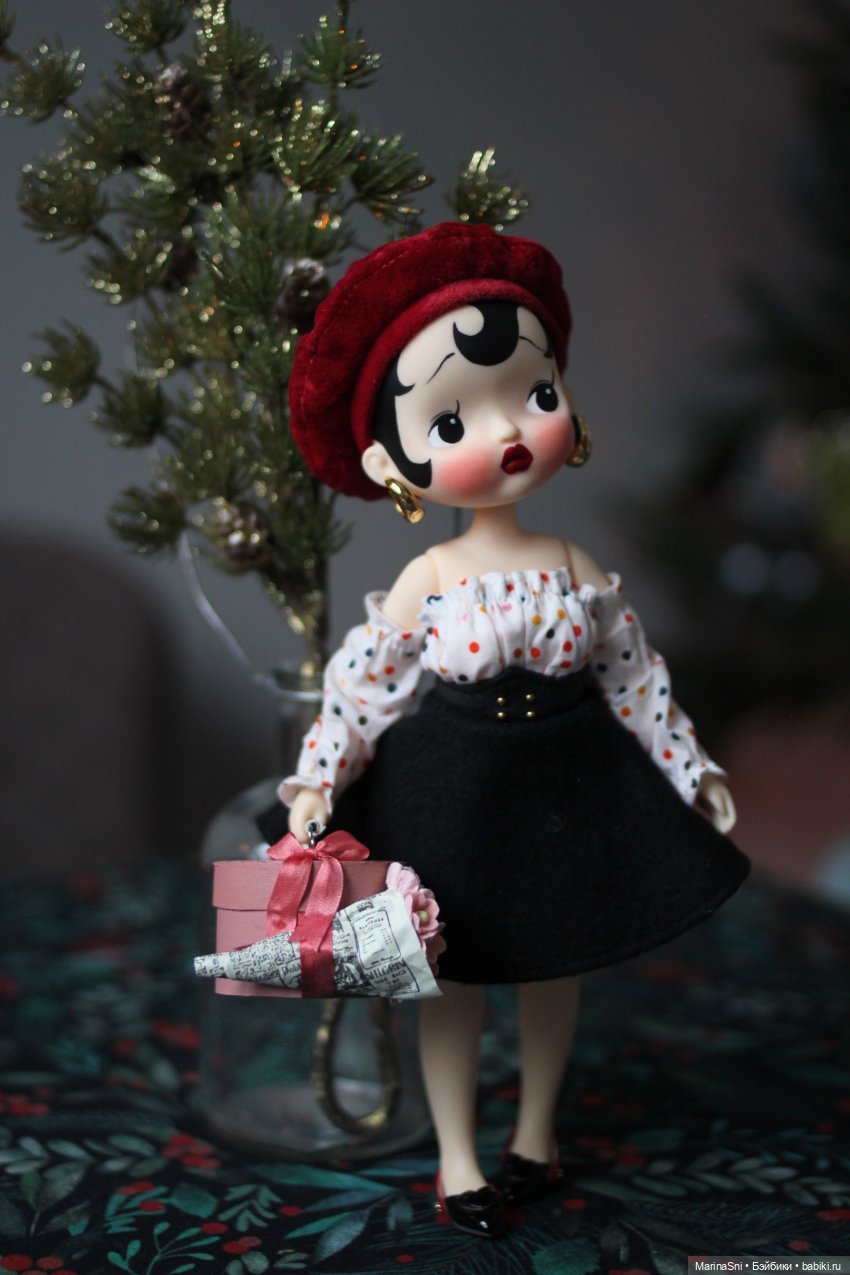 Не трогай, это на Новый Год