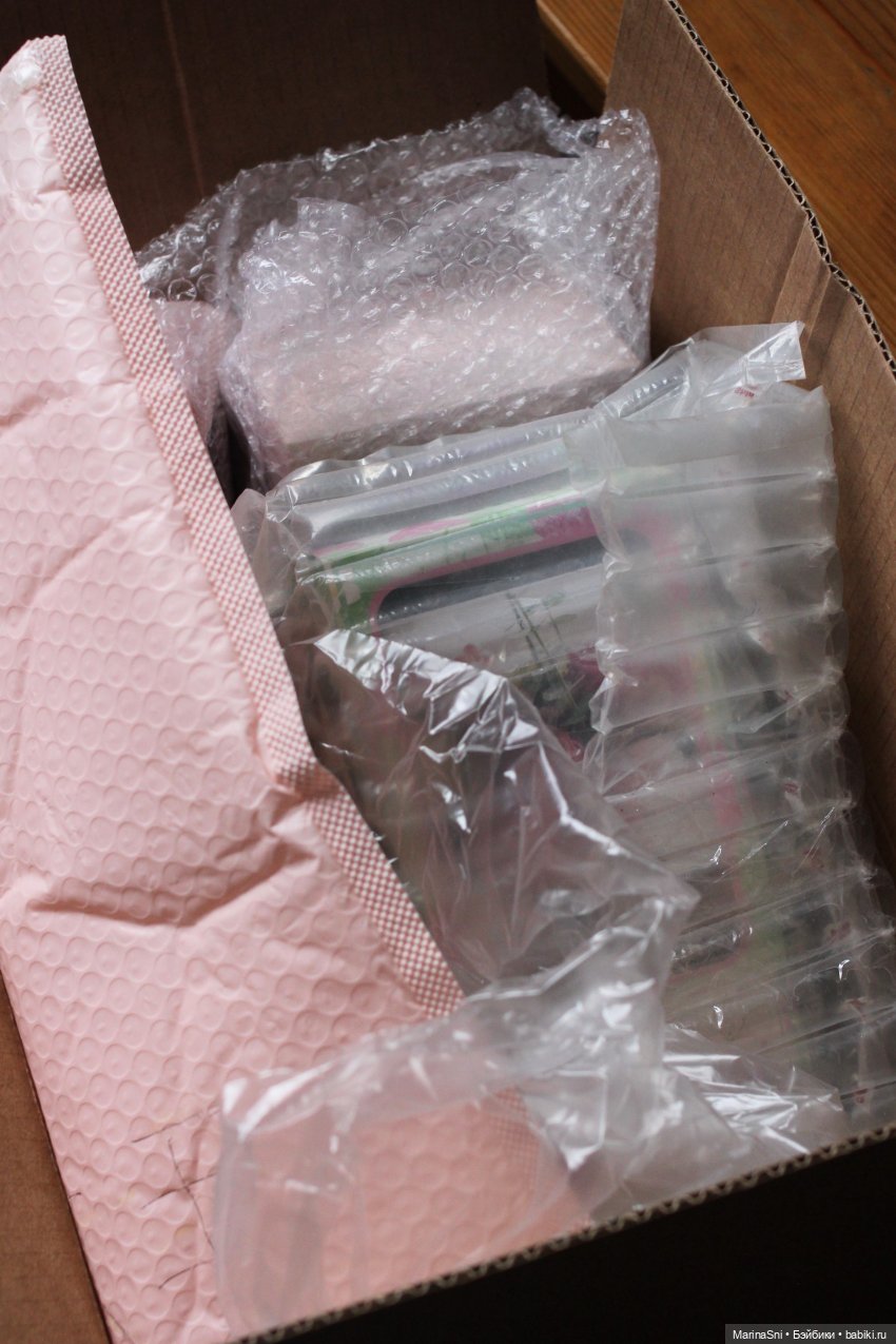 И снова распаковка — Куклы Strawberry Planet: Redberry (фото 3)