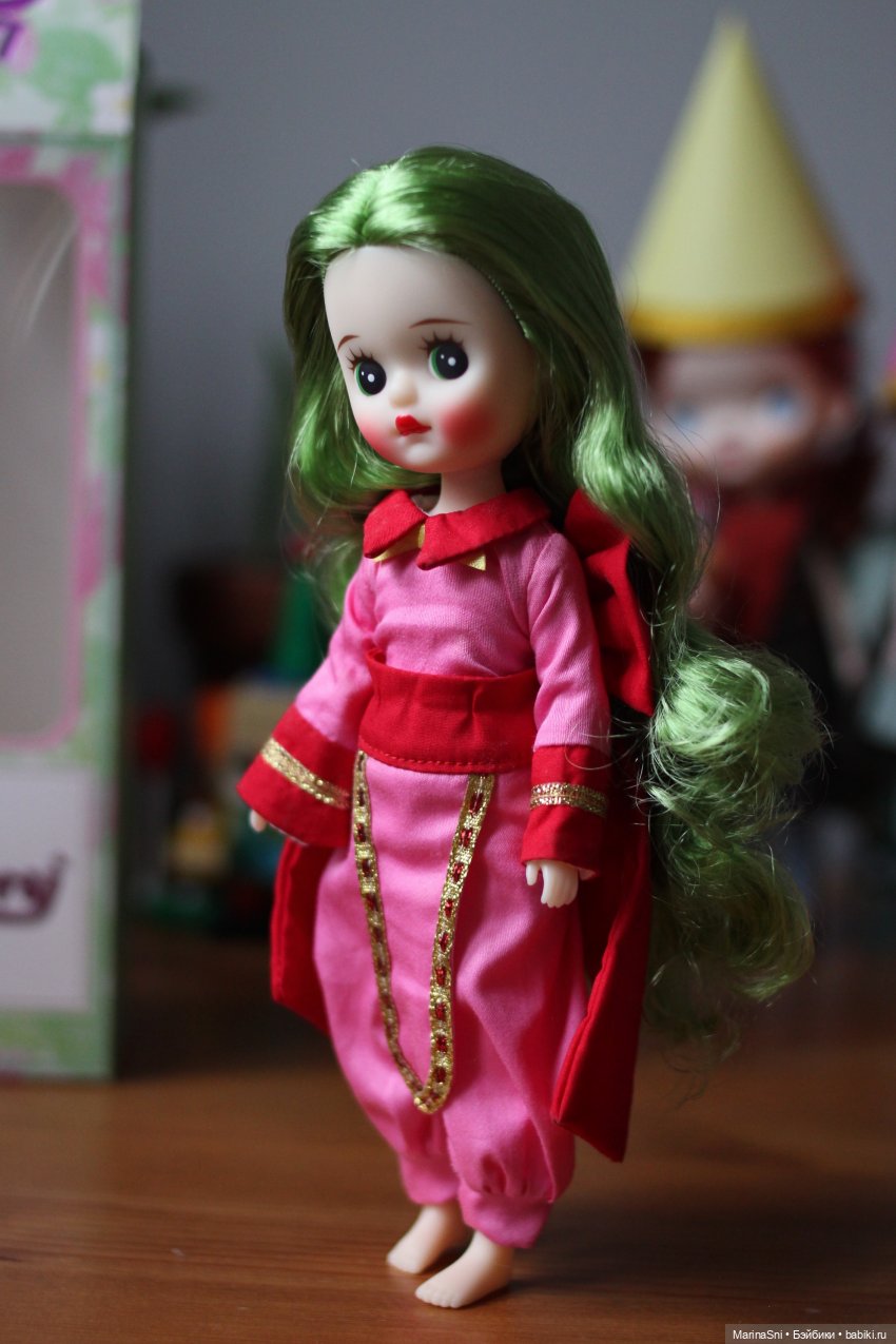 И снова распаковка — Куклы Strawberry Planet: Redberry