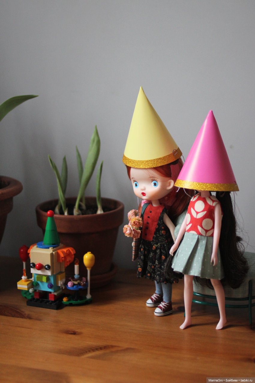 И снова распаковка — Куклы Strawberry Planet: Redberry (фото 2)