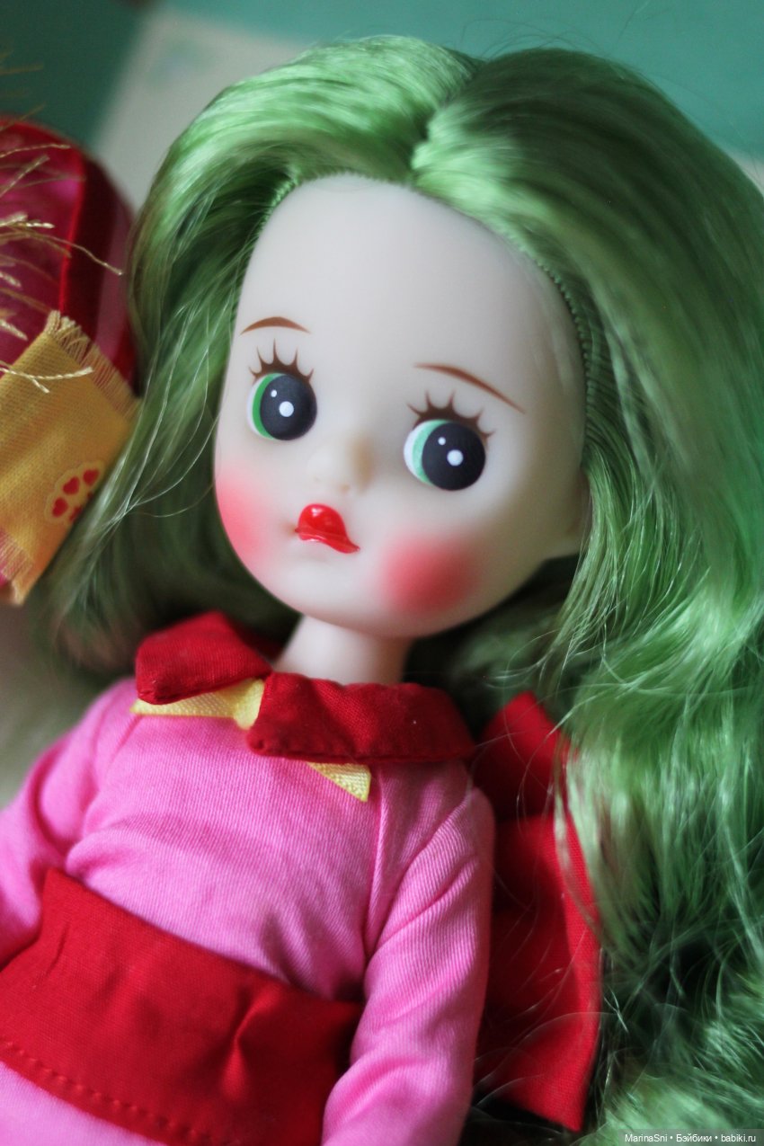 И снова распаковка — Куклы Strawberry Planet: Redberry