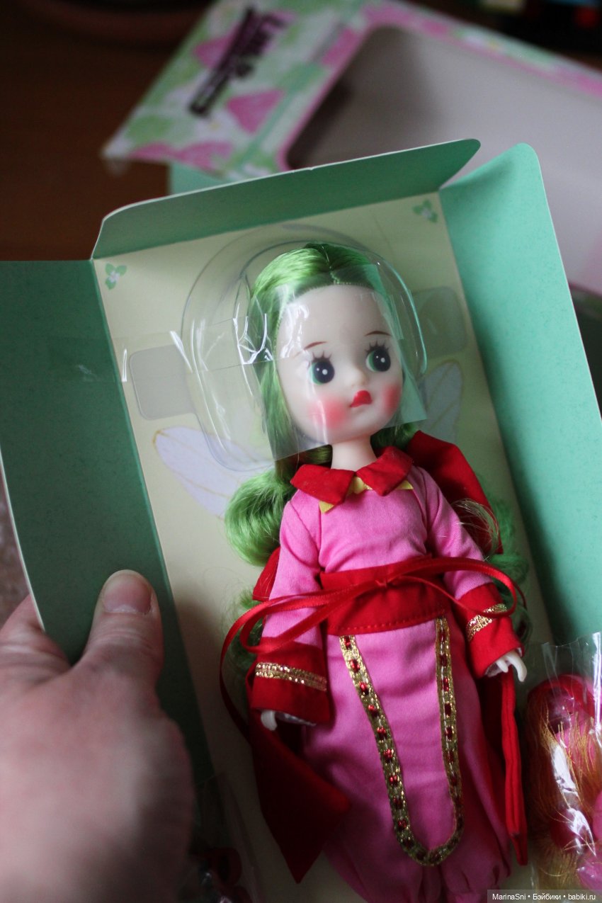 И снова распаковка — Куклы Strawberry Planet: Redberry