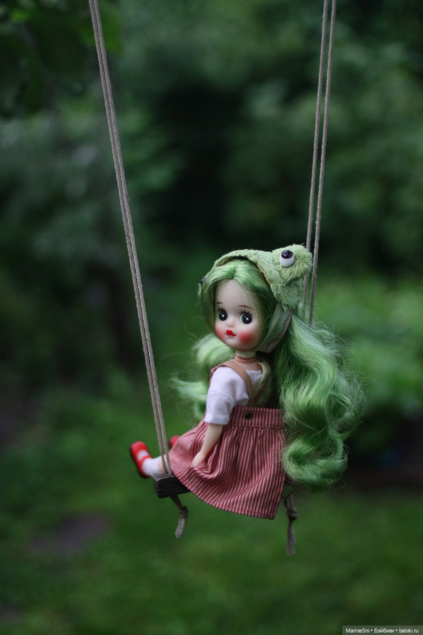 Сад после дождя — Куклы Strawberry Planet: Redberry