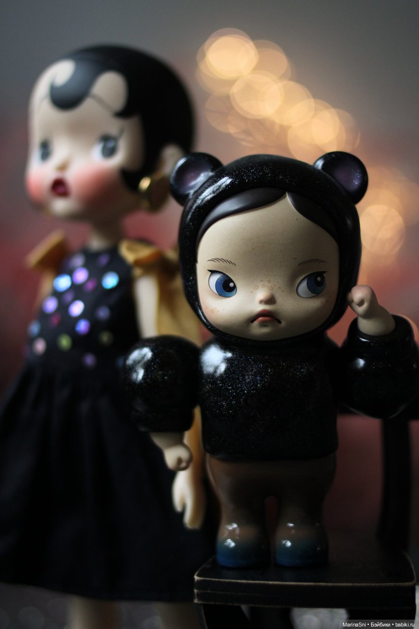 День брюнеток — Азиатские виниловые куклы (разное): Китай