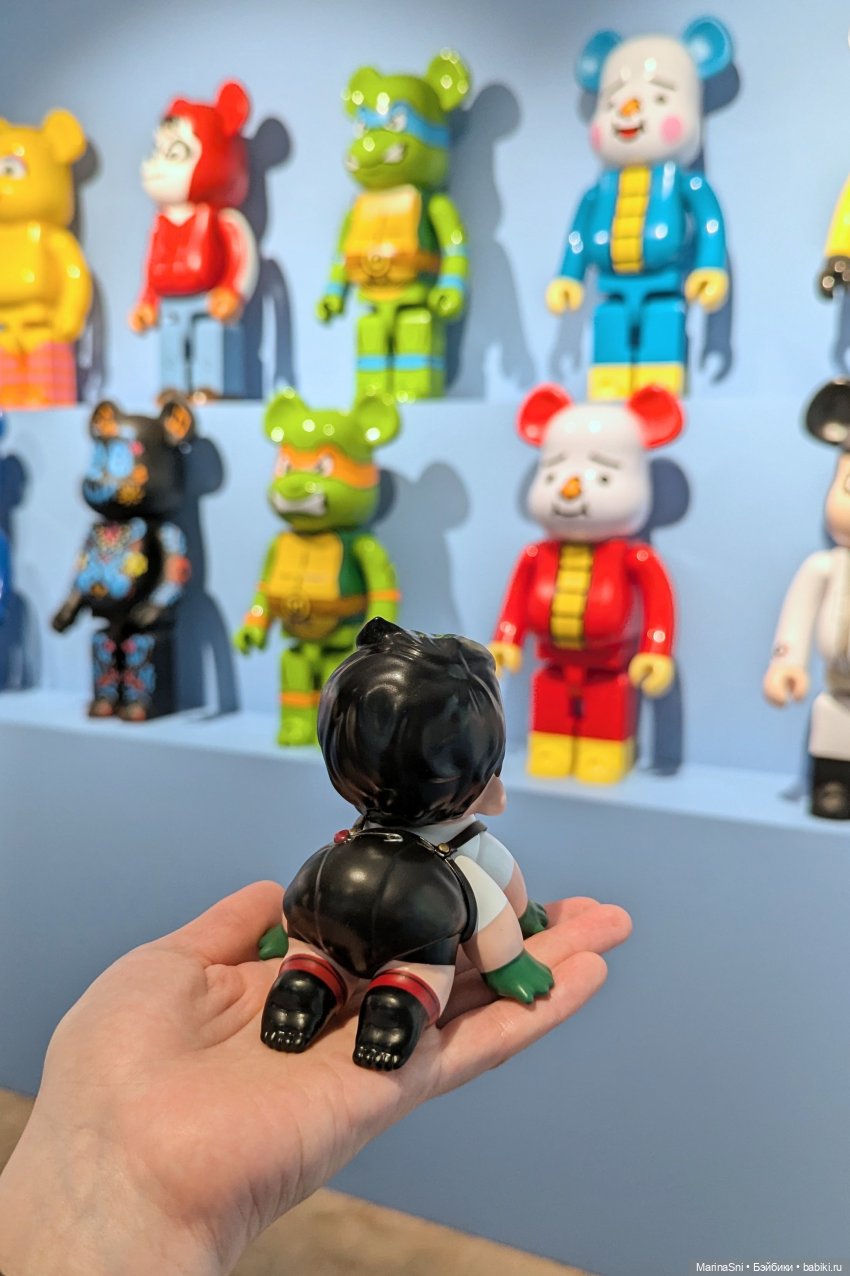 Super Toys - обзор выставки дизайнерских игрушек