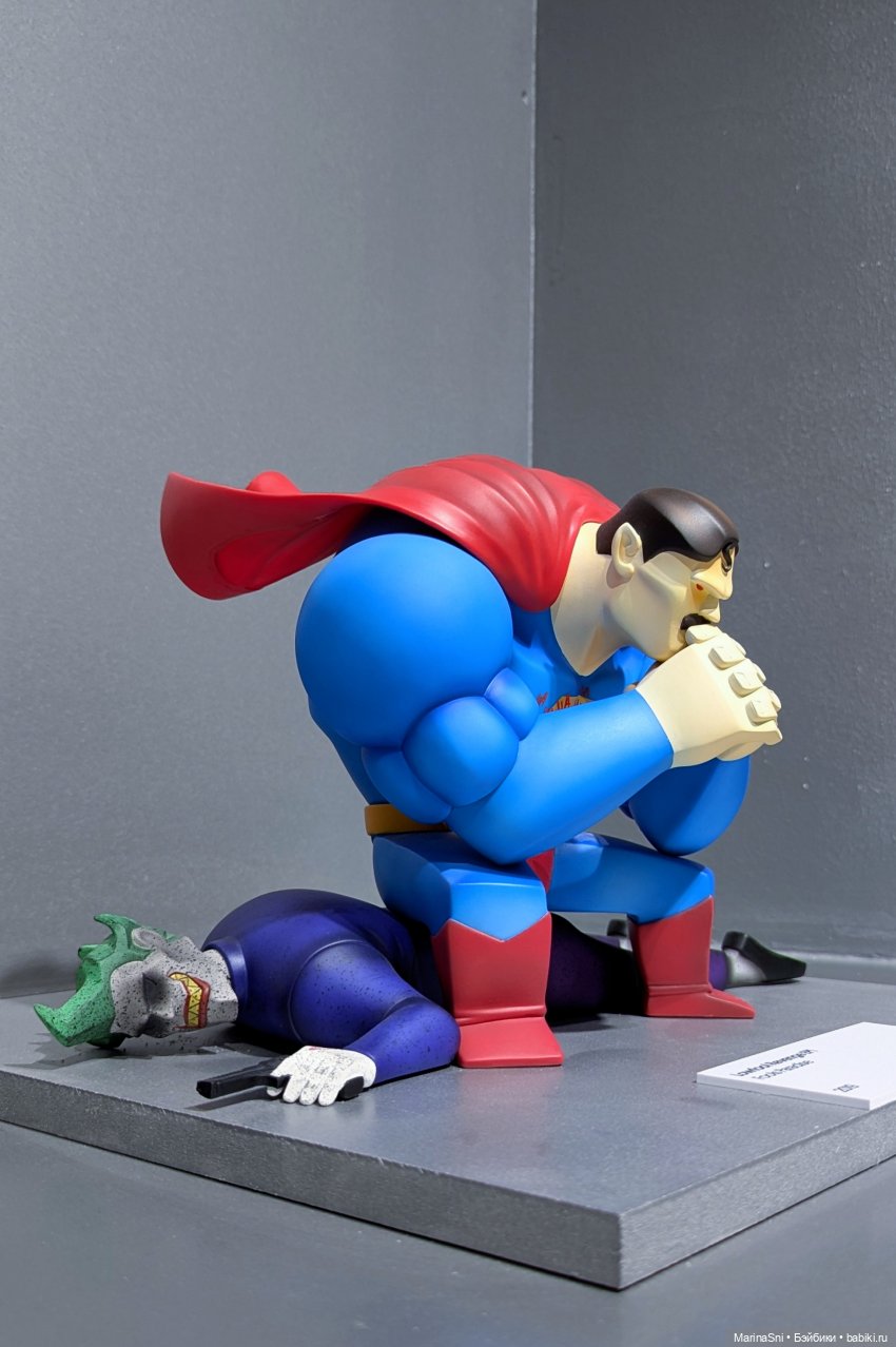 Super Toys - обзор выставки дизайнерских игрушек