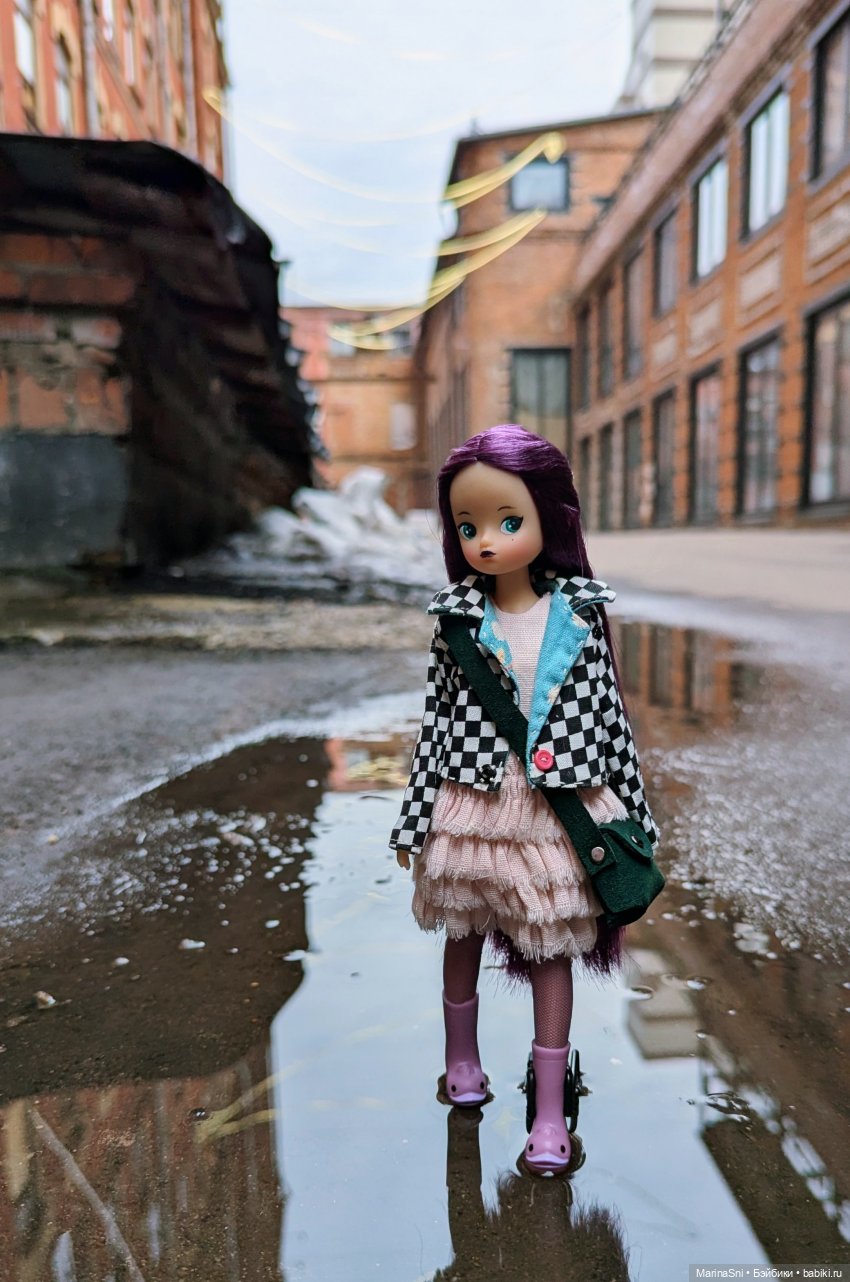 Первая прогулка Ежевики — Куклы Strawberry Planet: Redberry