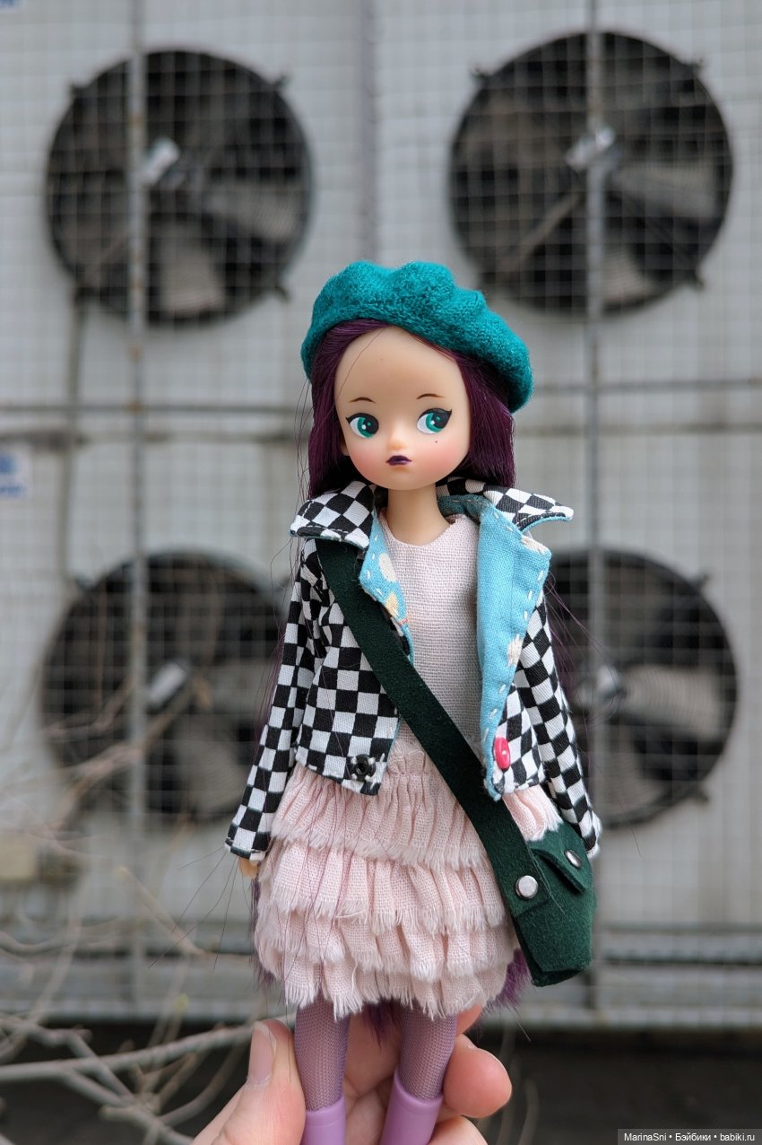 Первая прогулка Ежевики — Куклы Strawberry Planet: Redberry (фото 4)