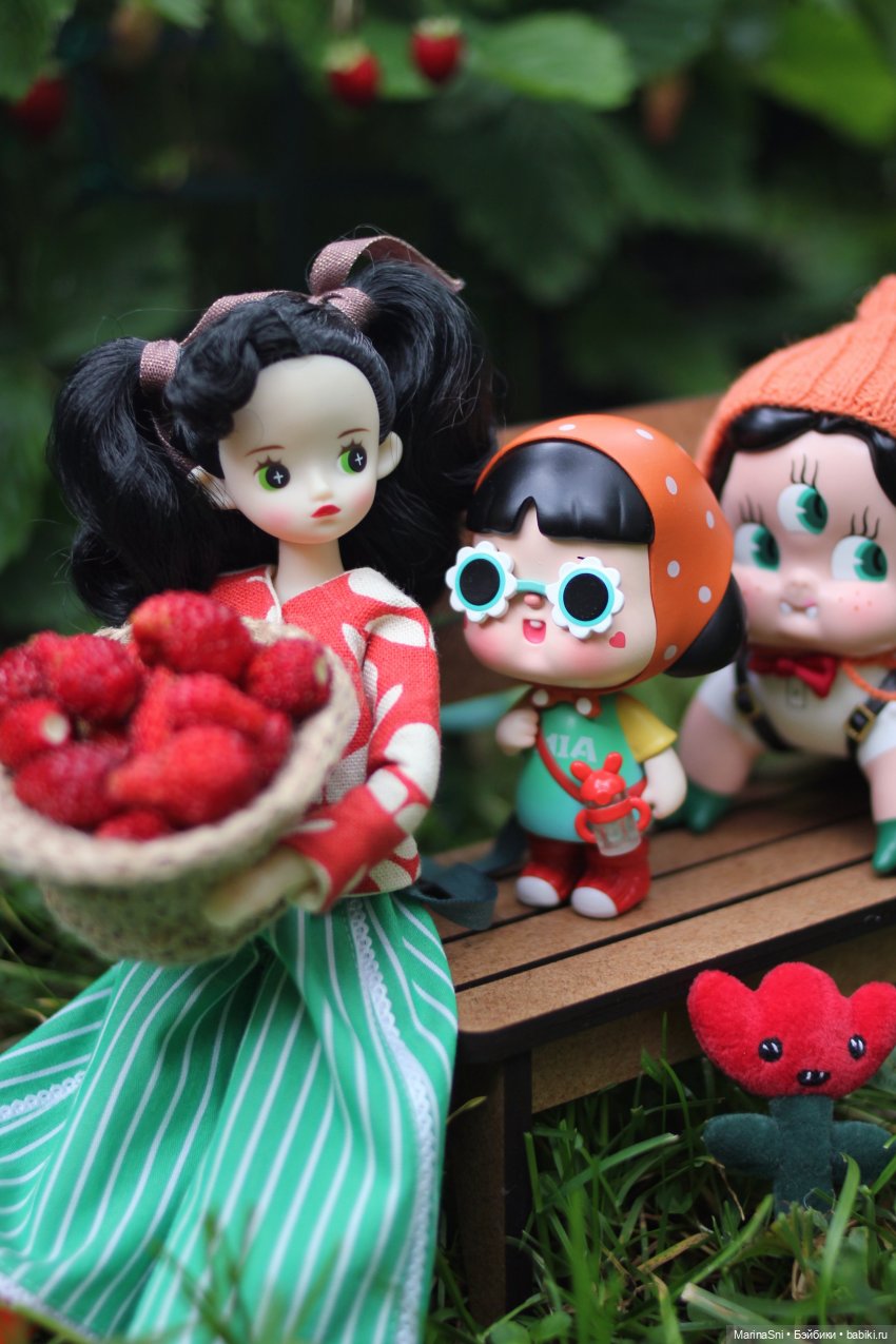 Земляничная история — Куклы Strawberry Planet: Redberry (фото 4)