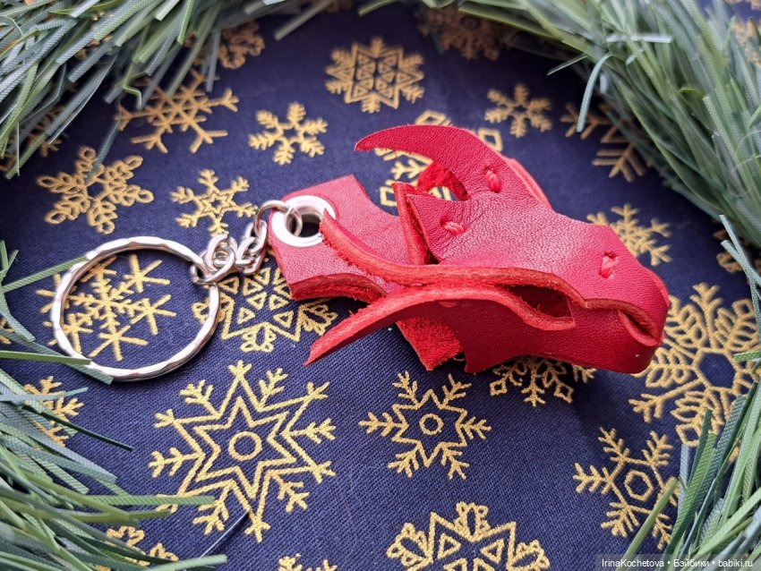 Дракон на елку из фоамирана