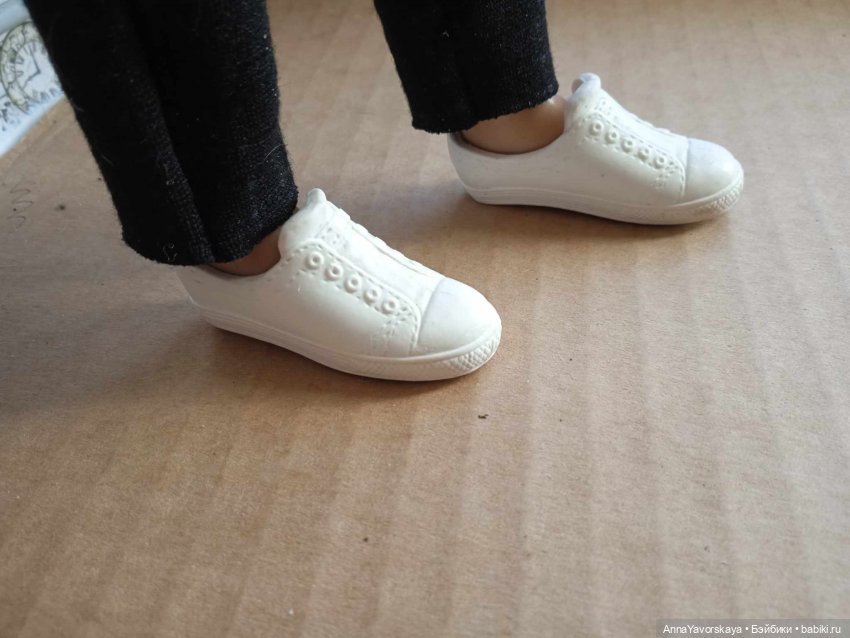 Латиша от Zapf Creation: взрослая тётя с лицом подростка (фото 3)