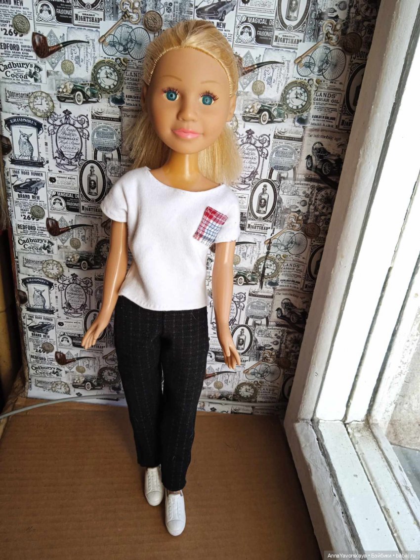Латиша от Zapf Creation: взрослая тётя с лицом подростка (фото 4)