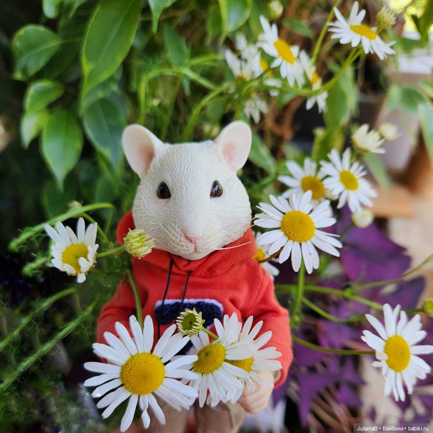 Мышь лабораторная. Выходной (фото 2)