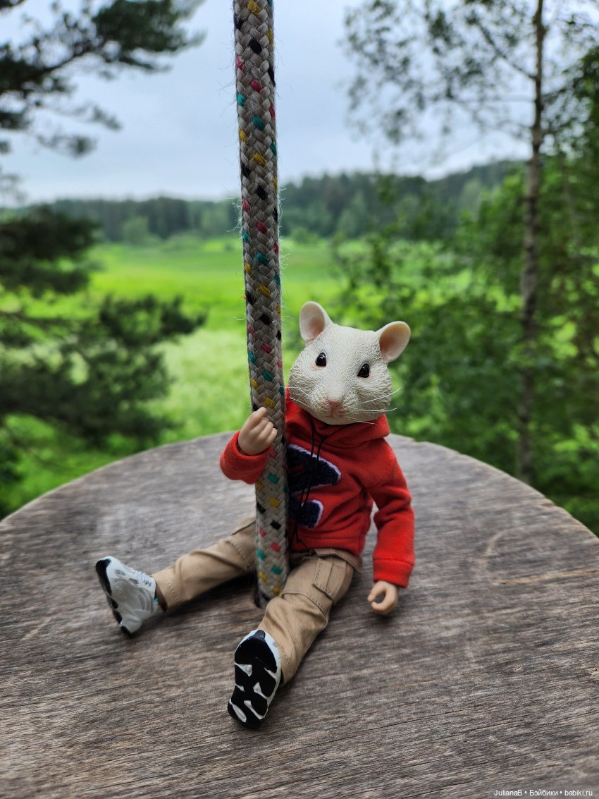 Мышь лабораторная. Как я провёл лето