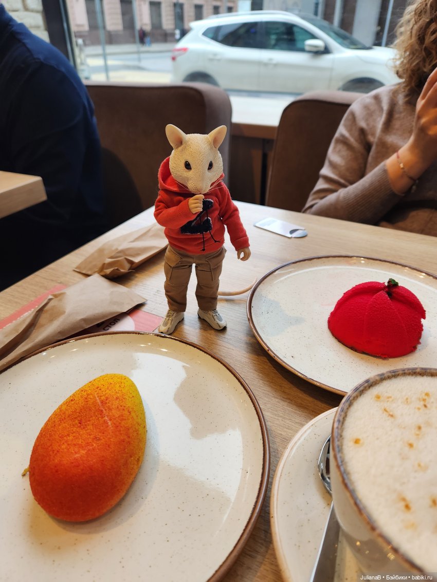 Прогулка по Москве — Разные шарнирные куклы (не БЖД): редкие (фото 10)