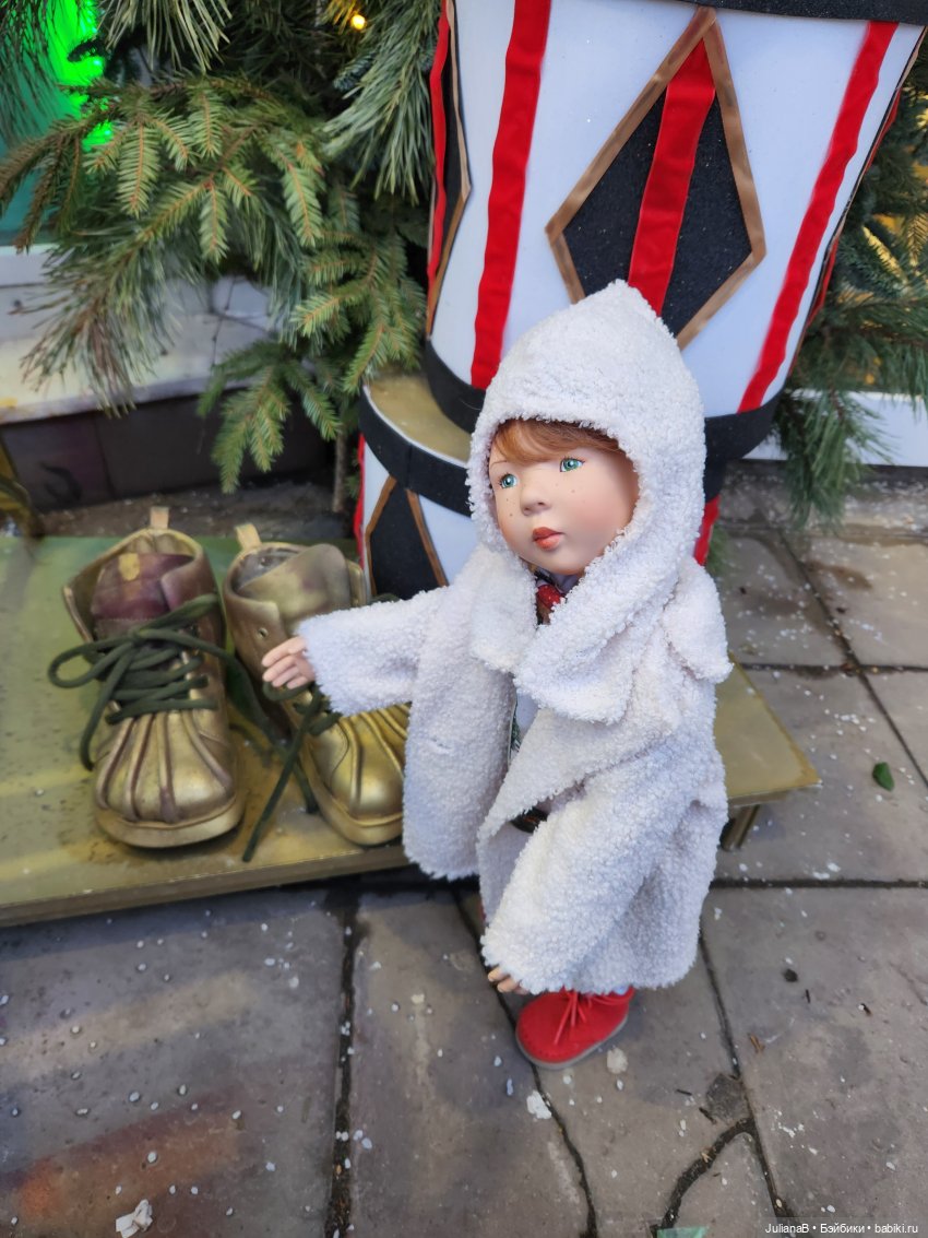 Новогодняя прогулка — Игровые куклы Zwergnase (Цвергназе) Junior: Джуниор (фото 8)