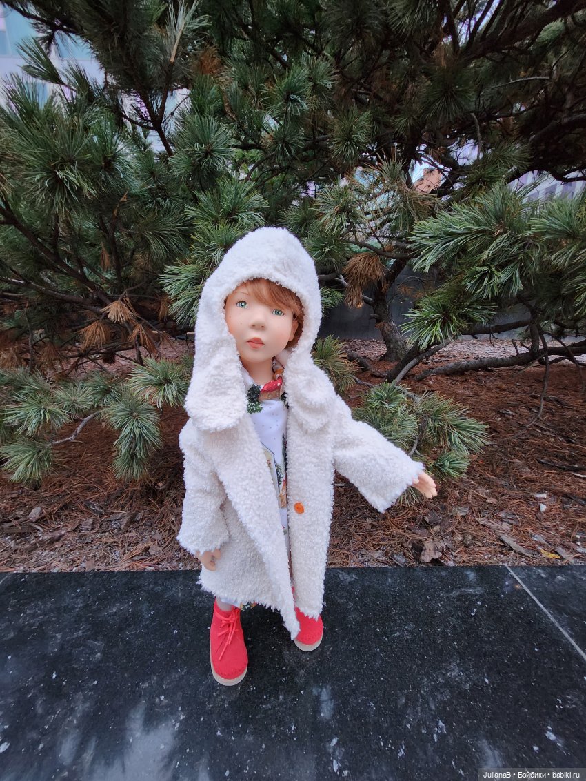 Новогодняя прогулка — Игровые куклы Zwergnase (Цвергназе) Junior: Джуниор (фото 6)