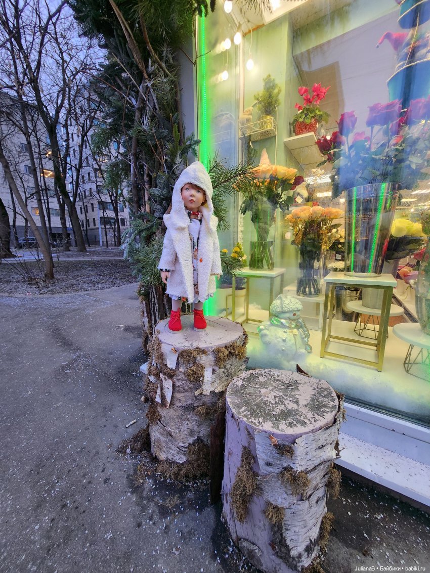 Новогодняя прогулка — Игровые куклы Zwergnase (Цвергназе) Junior: Джуниор (фото 10)