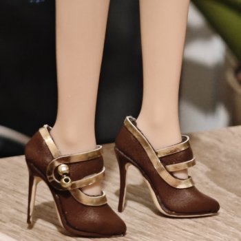 Первая куколка 2025 (и первая (скорее всего последняя куколка этой фирмы) у меня)