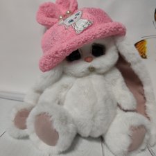 Белоснежная зайка