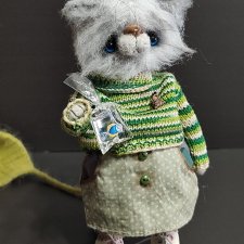 Кошечка рыбачка