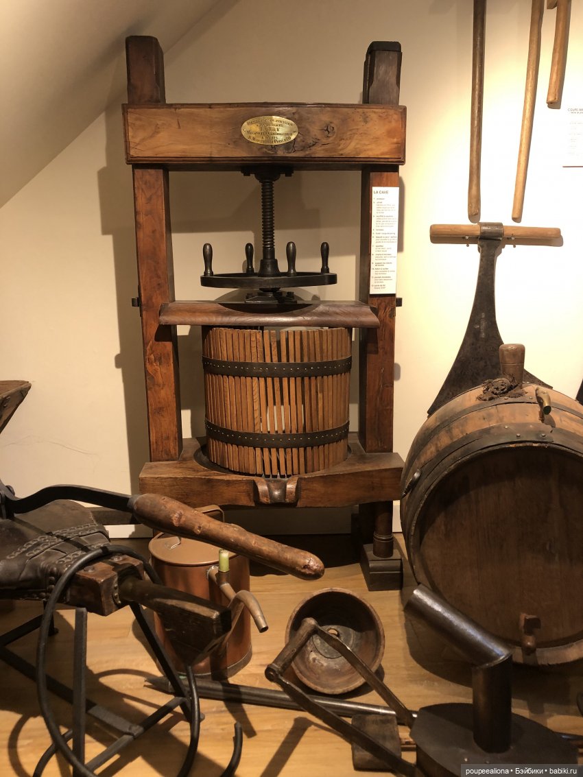 Музей старинных инструментов в городке Бьевр, Иль де Франс