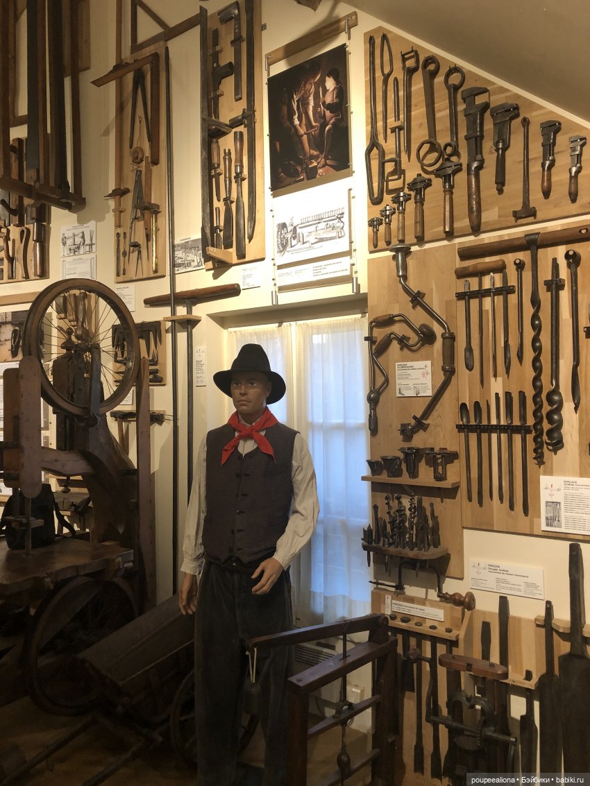 Музей старинных инструментов в городке Бьевр, Иль де Франс