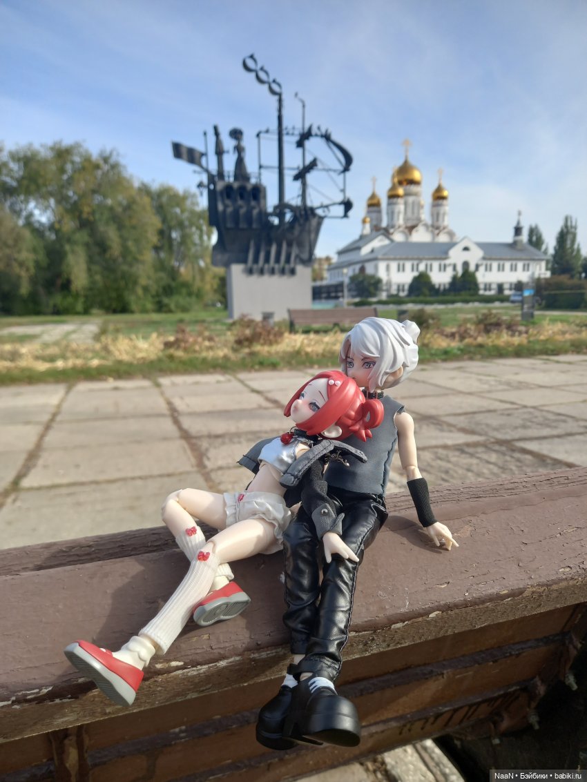 Ева с заком тоже хорошо смотрится